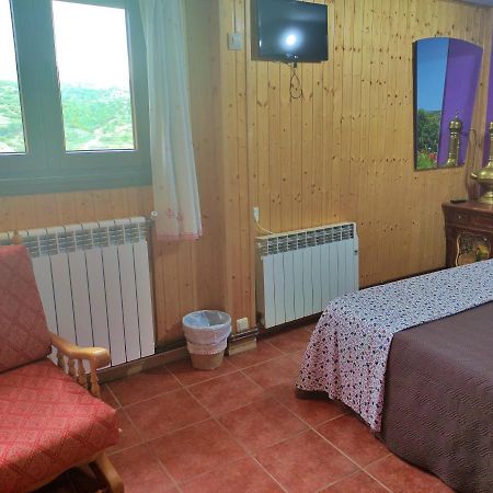 Casa Conesa II Pensionat Tronchon Exteriör bild