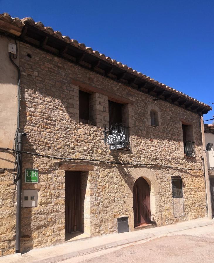 Casa Conesa II Pensionat Tronchon Exteriör bild
