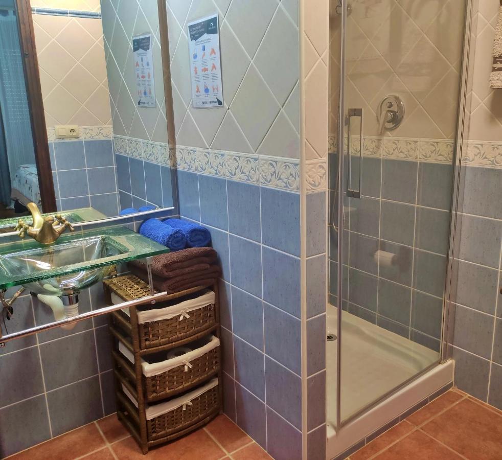Casa Conesa II Pensionat Tronchon Exteriör bild