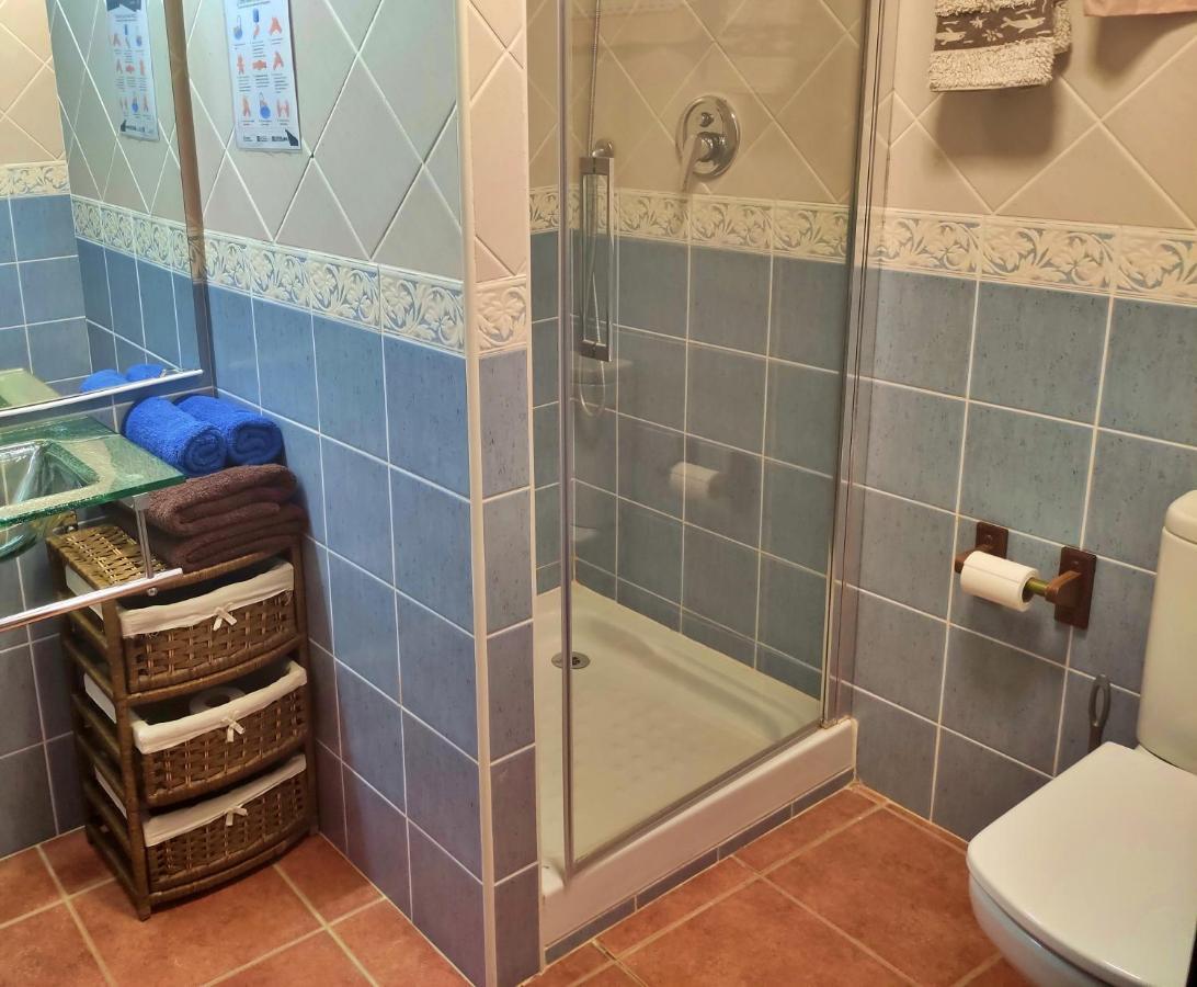 Casa Conesa II Pensionat Tronchon Exteriör bild