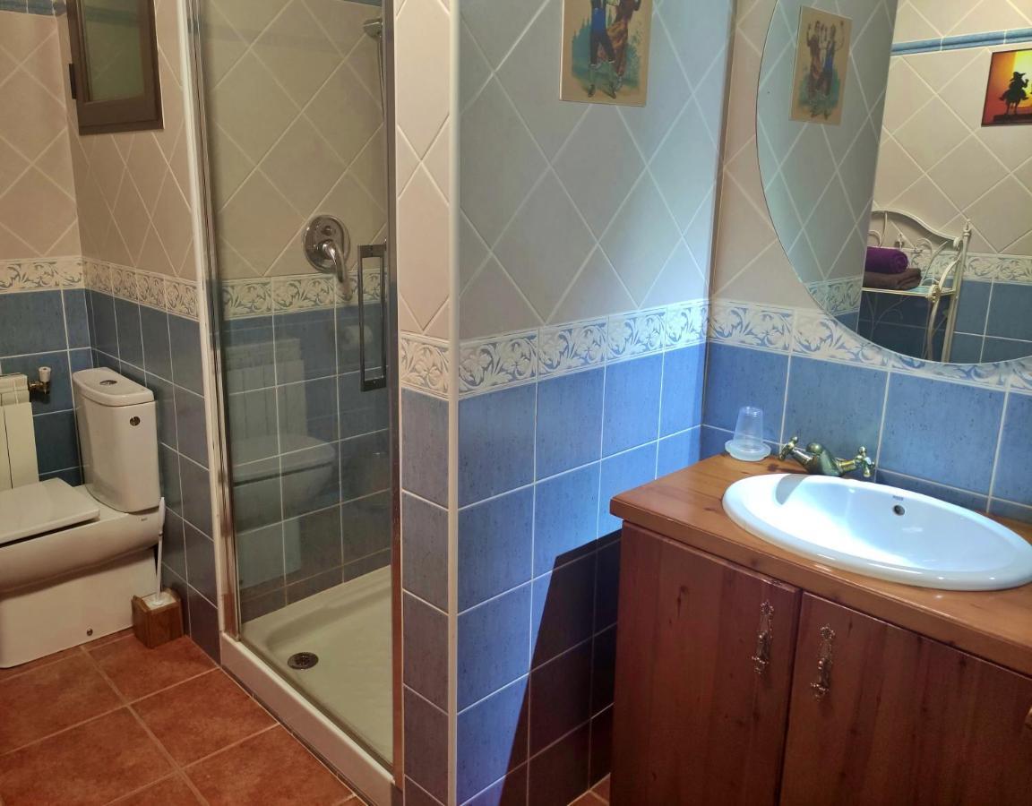 Casa Conesa II Pensionat Tronchon Exteriör bild